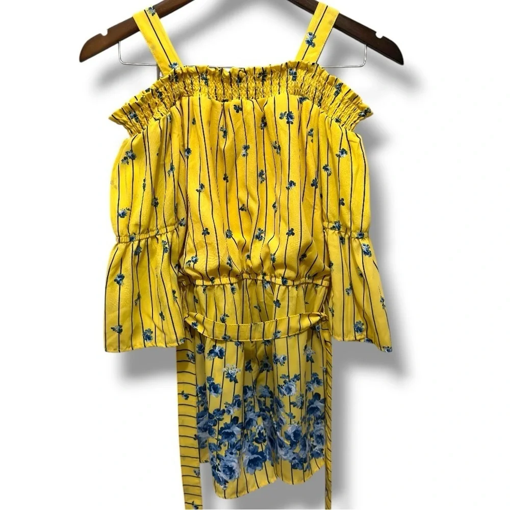 438 My Michelle | NWOT Yellow Floral Stripe Print Cold Shoulder Romper (Sz L)
